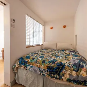  Apartment Lovely Self-contained Basement With Kitchen United Kingdom